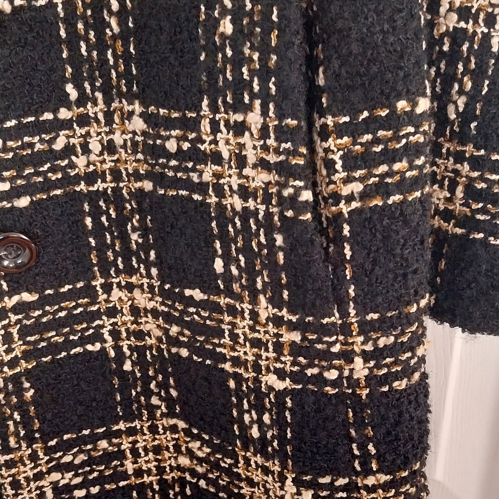 Beautiful winter jacket - Picture 2 of 5